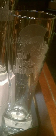 Brand new ⭐ Disney Pilsner Glass - Alice In Wonderland - Mad Hatter By Arribas ???? 1 Brand new ⭐ Disney Pilsner Glass - Alice In Wonderland - Mad Hatter By Arribas ????